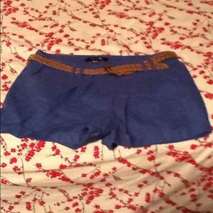 🔴Belted linen shorts🔴 sold