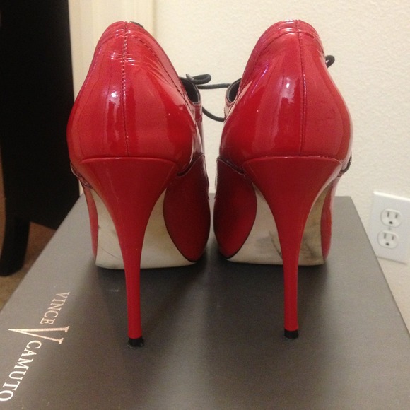 Red booties. - Picture 2 of 4