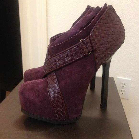 Bebe booties - Picture 2 of 4