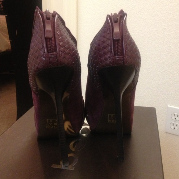 Bebe booties - Picture 3 of 4