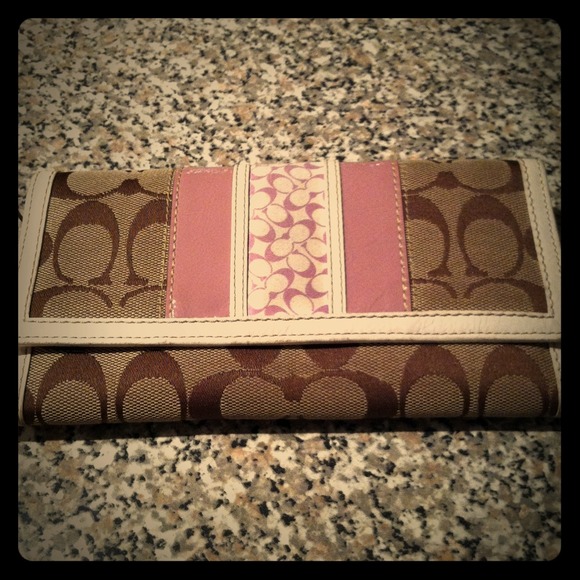 Coach Tan/Purple Signature Wallet