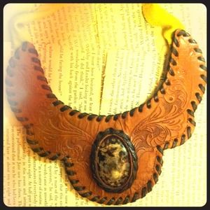 Leather Choker with Seashell Embellishment