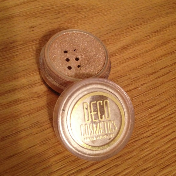 Deco loose eye dust