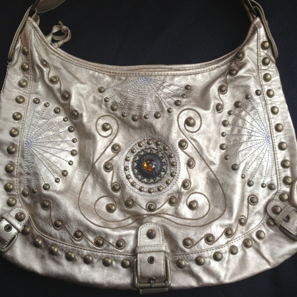 Gold handbag, good condition!