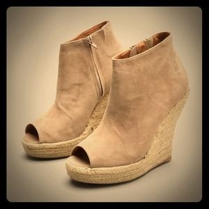 Jeffrey Campbell Tick's