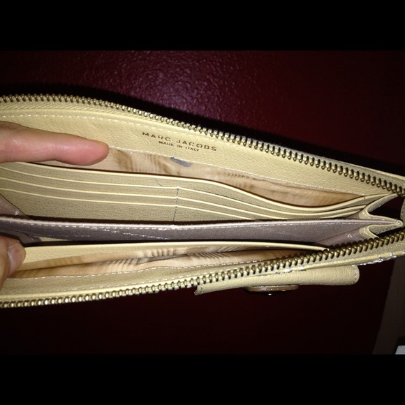 Marc Jacobs brand new soft leather wallet - Picture 2 of 2