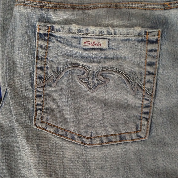 Silver Jeans - Picture 4 of 5