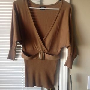 💥Sold💥***New***Brown sweater top