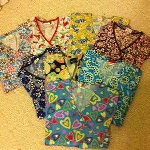 Women's scrubs