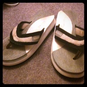 Guess sandals