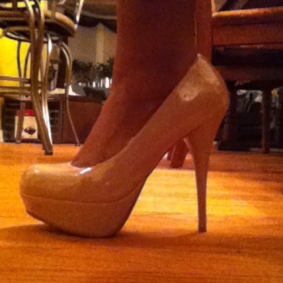 👠Nude Pumps👠 - Picture 4 of 4