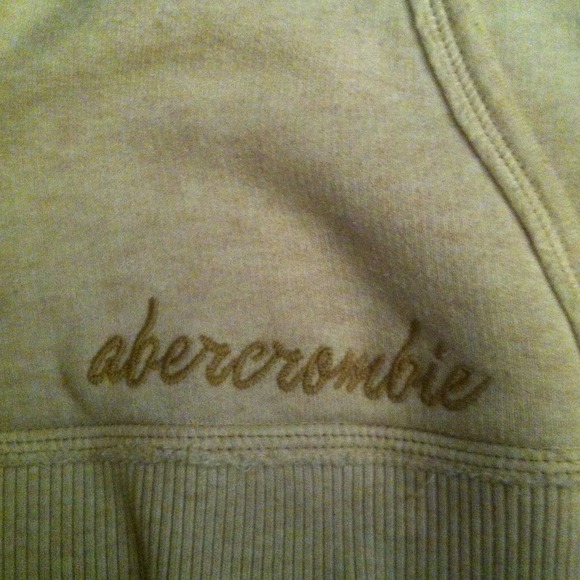 Abercrombie Sweater - Picture 4 of 4