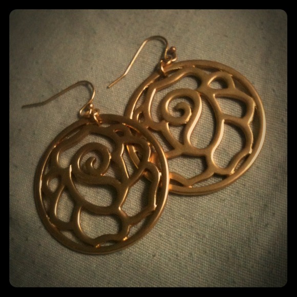 Gold Rose earrings