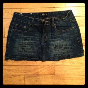 *Reduced* Abbey Dawn denim skirt