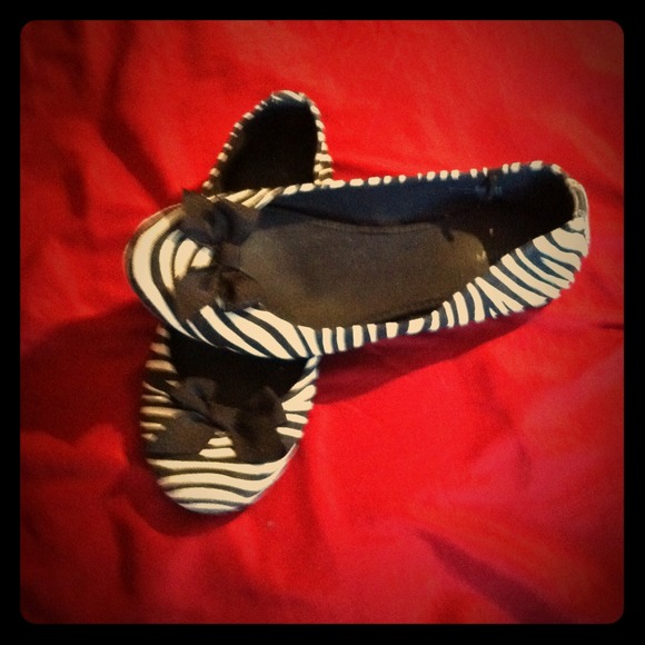 Zebra flats