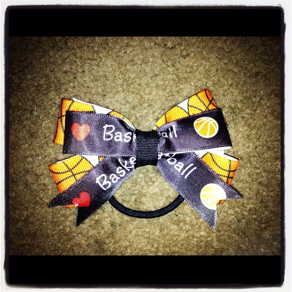 I <3 Basketball hair tie bow