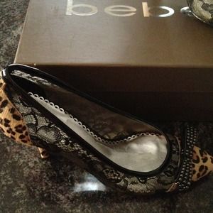 bebe Shoes - 🔴Sold🔴Bebe leopard heels! Like new!!! bebe Shoes - 🔴Sold🔴Bebe leopard heels! Like new!!!