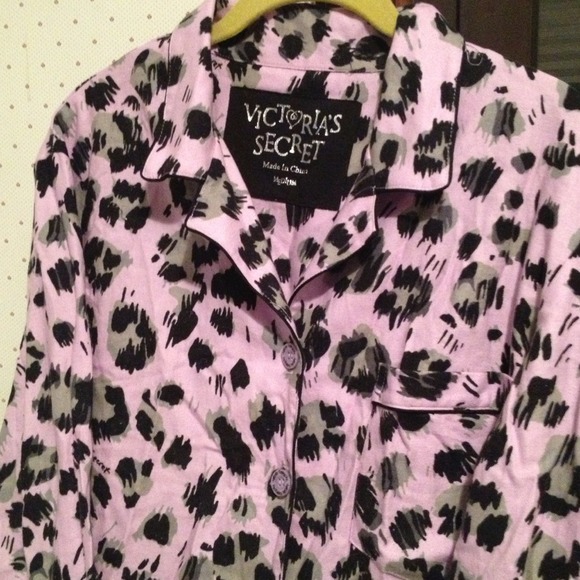 SOLD!! @ heypeggy!! Victoria Secret Leopard PJ'S
