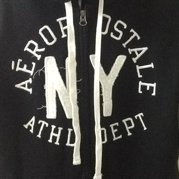 Black hoodie - Picture 2 of 2