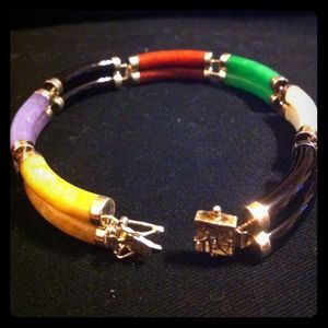 New Pretty Plastic & Silver Bracelet!