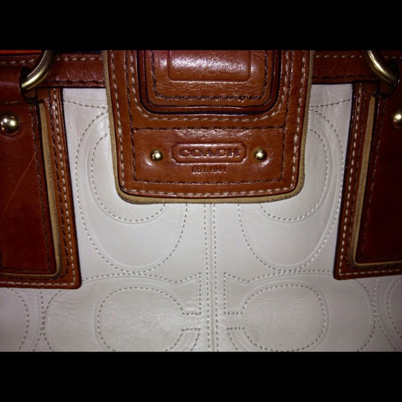 Coach handbag - Picture 3 of 3