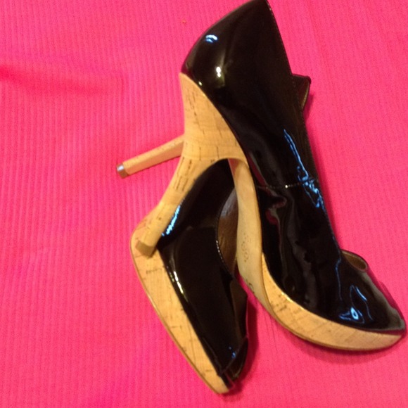 Shoes - Picture 3 of 3