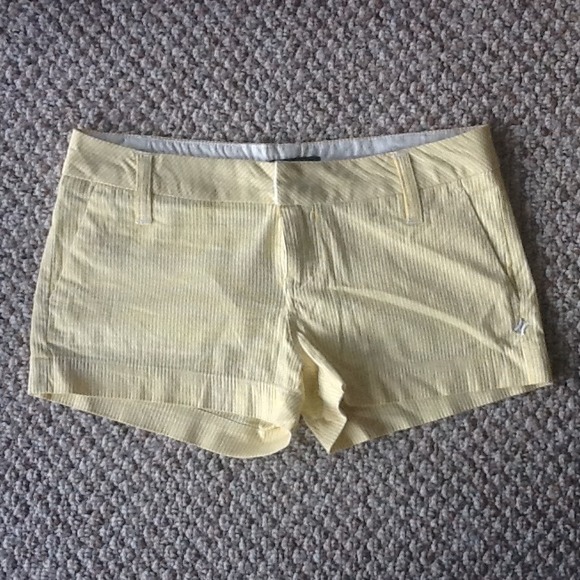 Hurley shorts size 5
