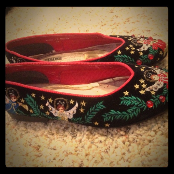 SOLD! Vintage velvet "Christmas Shoes"