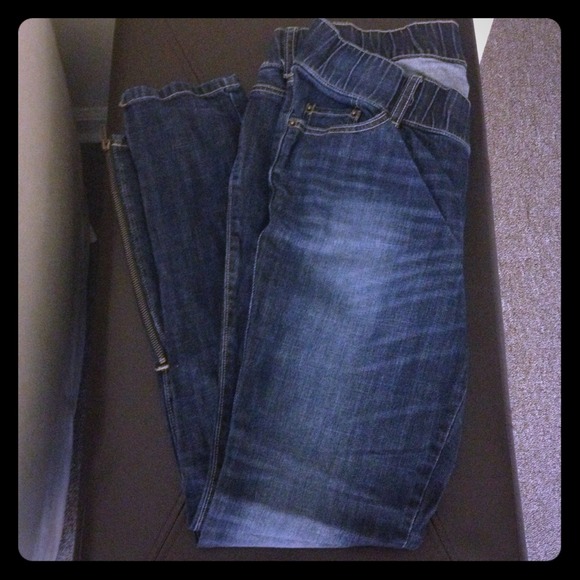 💢BUNDLED💢skinny maternity jeans