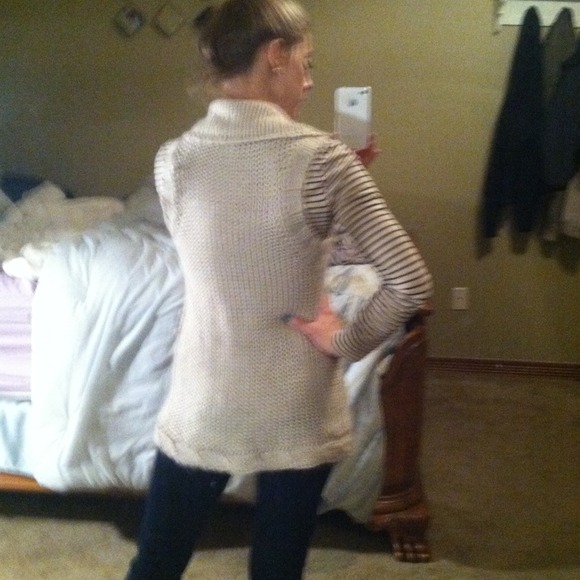 BUNDLED American rag vest - Picture 3 of 3