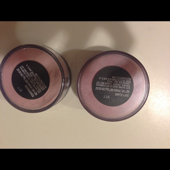 ✨SOLD✨ MAC Loose Beauty Powder