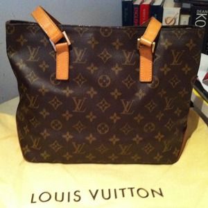 Louis Vuitton purse