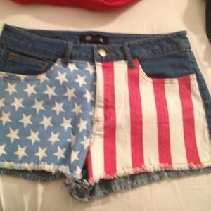 Reserved ❗❗❗ American flag shorts