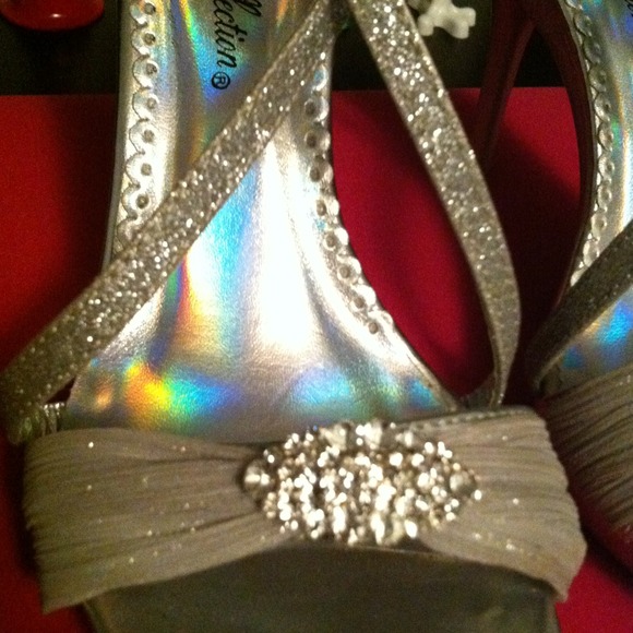 Silver Diamond Heels - Picture 2 of 4