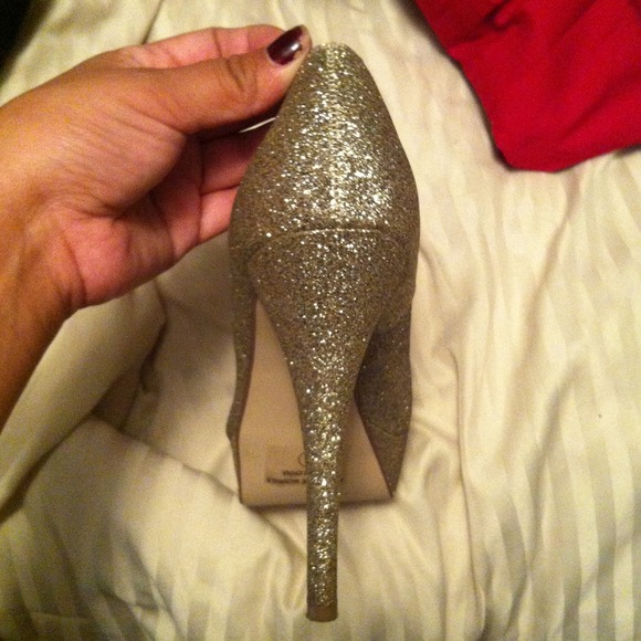 Silver glitter heels - Picture 3 of 3