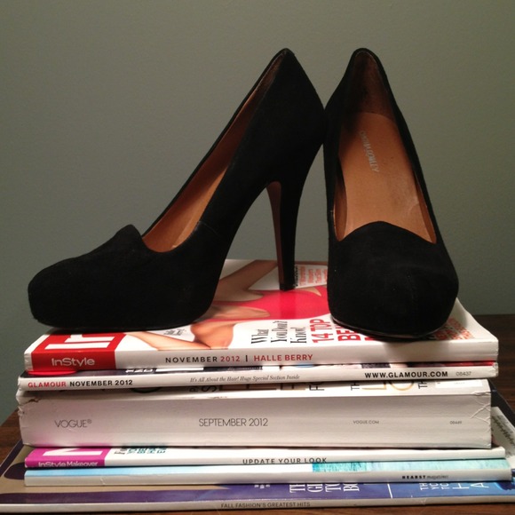 Reserved for cnstevens-Cynthia Rowley Suede Pumps