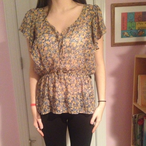 floral top