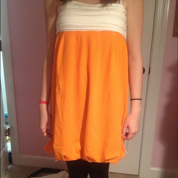 orange dress