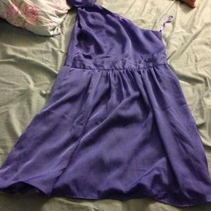 One shoulder dress