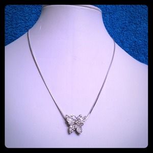 🌷SOLD🌷 Butterfly Necklase