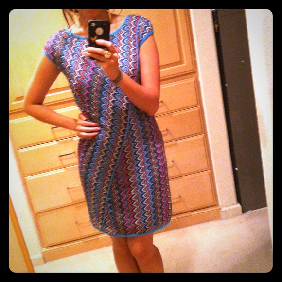 fun 60's like zig zag dress