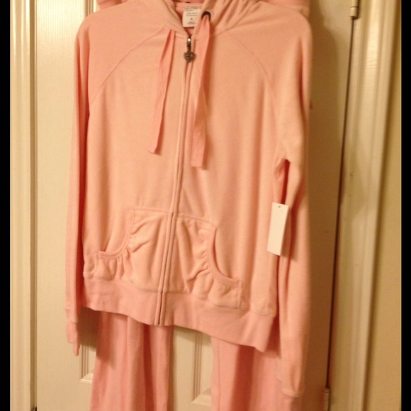 New With Tags:soft pink, light velour jogging suit