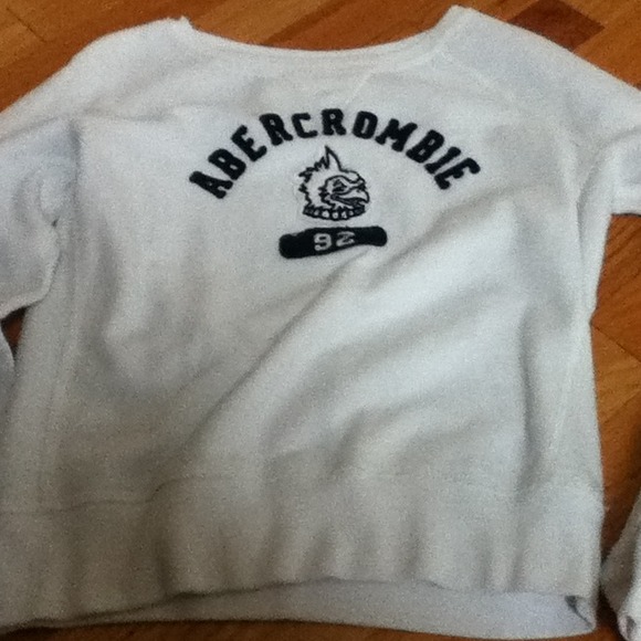 Sweater bundle - Picture 1 of 2
