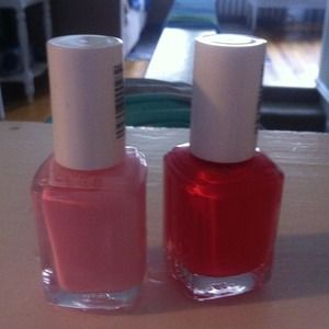 2 Essie nail polishs