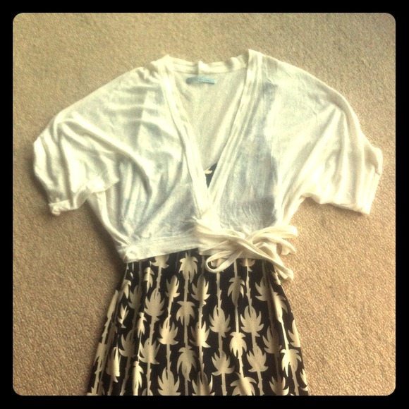 White linen wrap