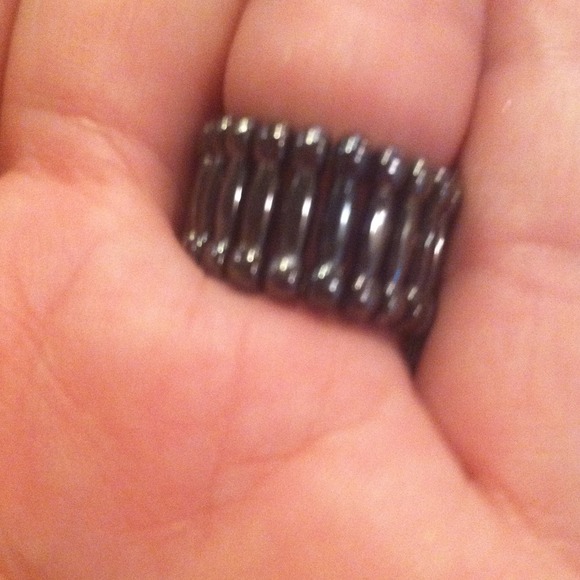 Mark. Cocktail ring - Picture 2 of 3