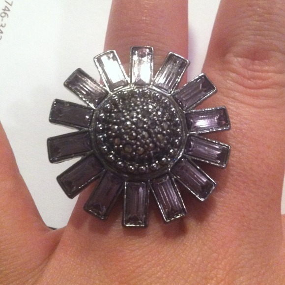 Mark. Cocktail ring - Picture 3 of 3