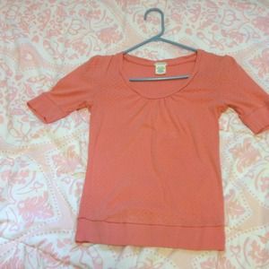 Salmon 3/4 sleeve shirt