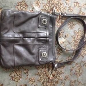 Marc Jacobs soft gray leather swing bag.