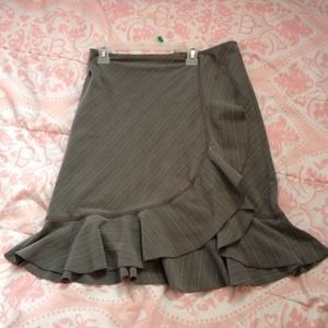 Gray business skirt